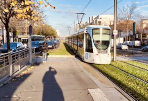 投稿についてもっと詳しく パリ、約束と余白のあいだで